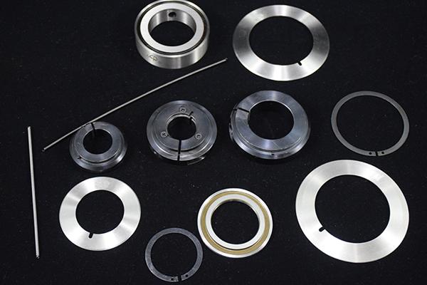 round blade High quality slitting blade for sale High Precision Rotary Slitting Blade PVC Edge Blade Rotary Blades Slitting Machine Paper Pipe Adhesive Tape Slitting Machine Blade Factory Direct Sale 24